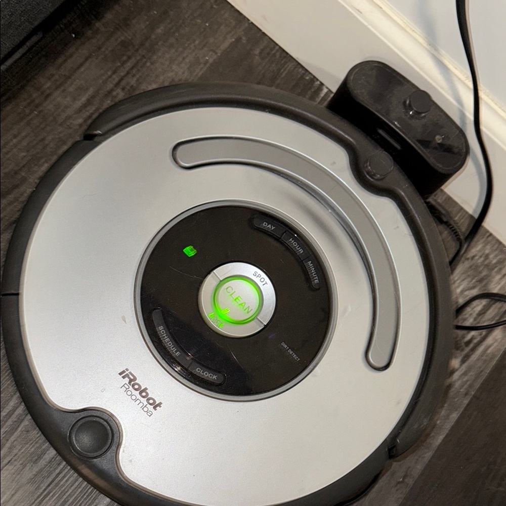Roomba Vacuum Cleaner - Silver and Black - Picture 2 of 3